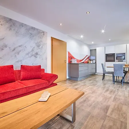 Appartementhaus Goldnugget Шварцах-им-Понгау